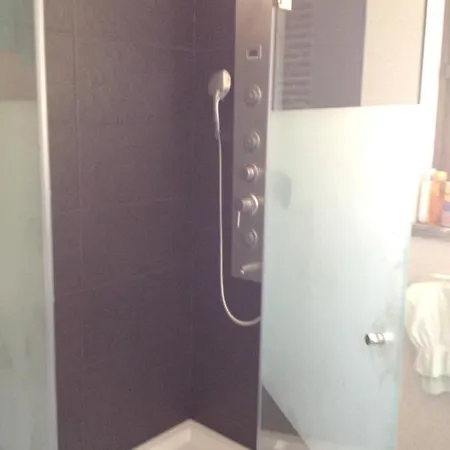 4 Bedrooms With Private Pool Enclosed Garden And Wifi At 别墅 *