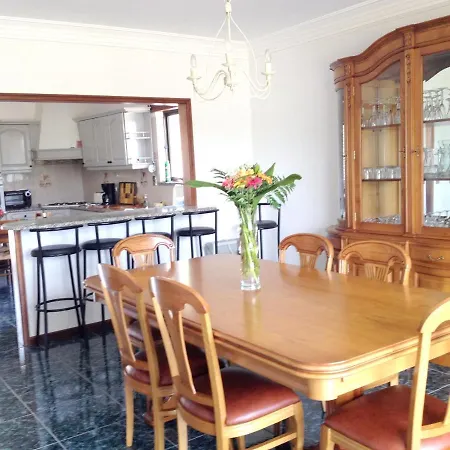 4 Bedrooms With Private Pool Enclosed Garden And Wifi At Maxial